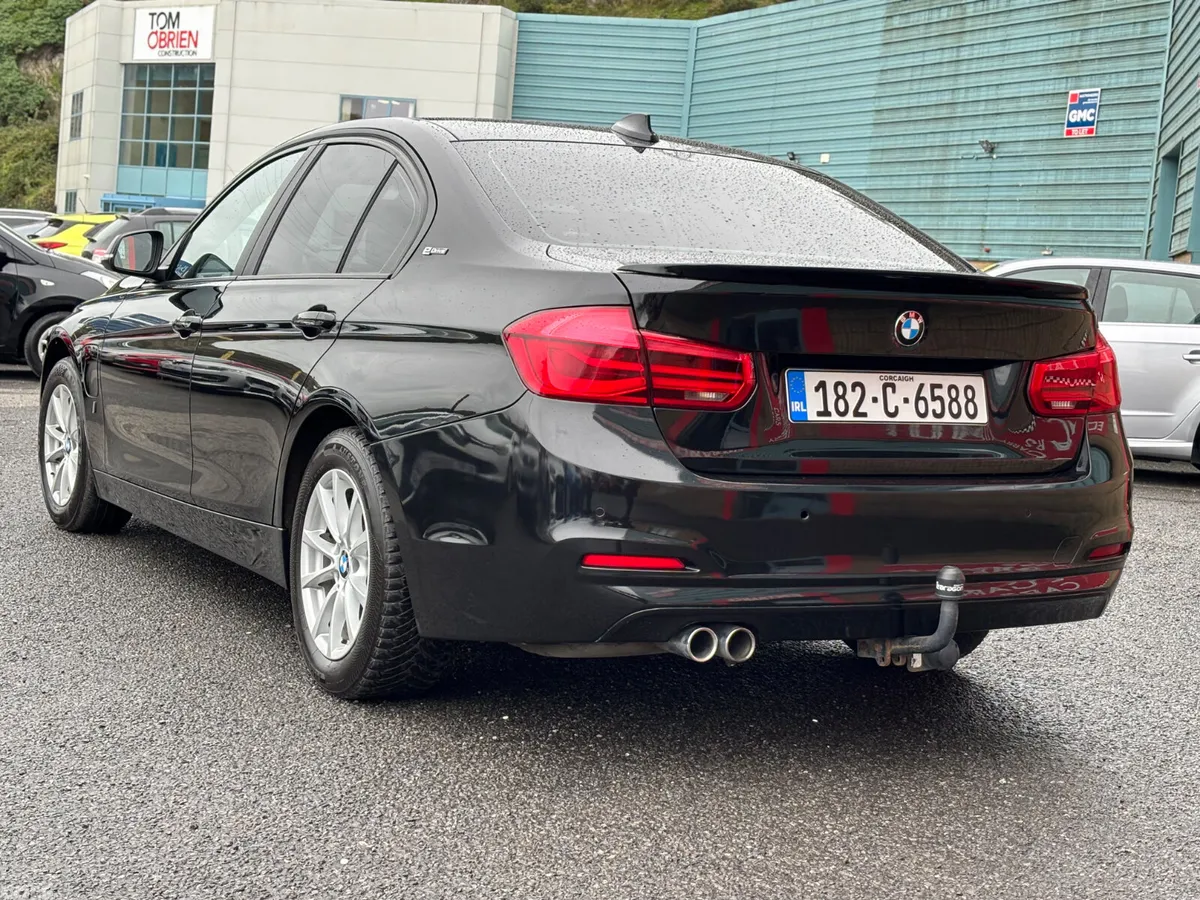 BMW 3-Series Saloon, Petrol Plug-in Hybrid, 2018, Black