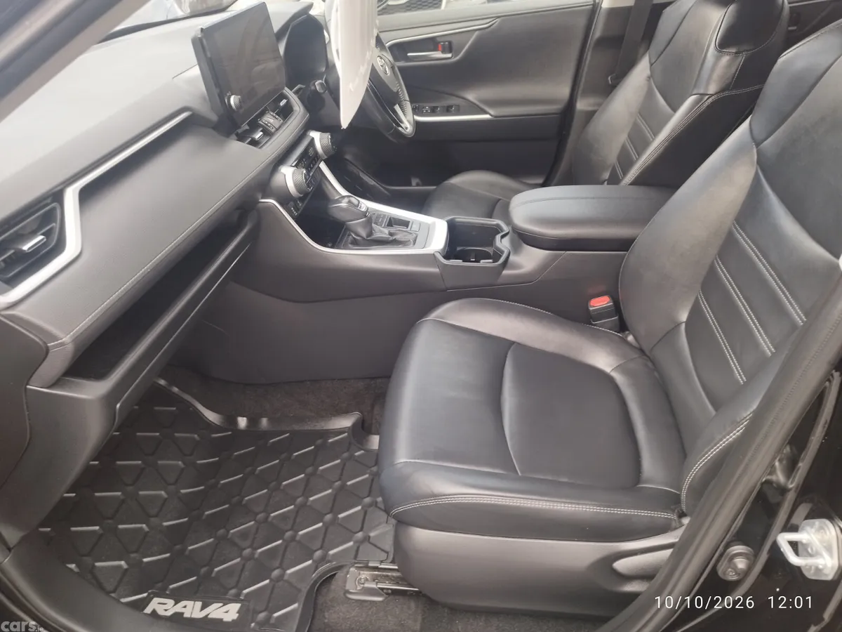 Toyota RAV4 SUV, Petrol Hybrid, 2024, Black