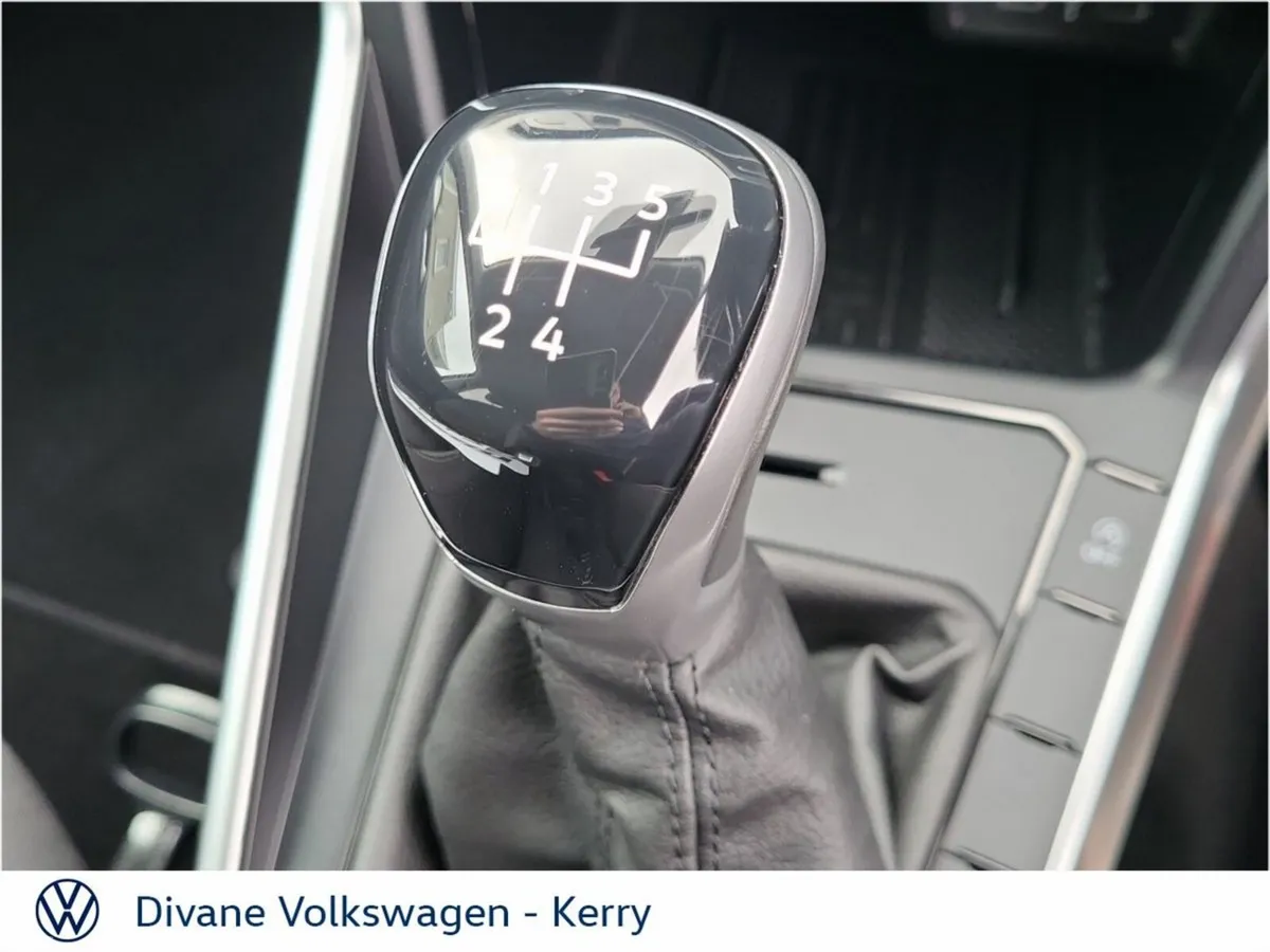 Volkswagen Polo Hatchback, Petrol, 2026, Blue