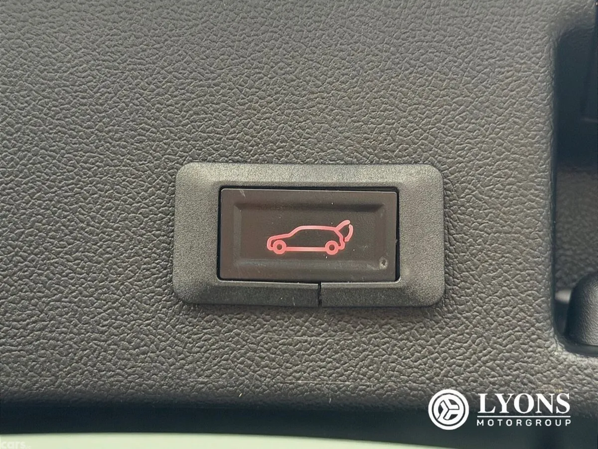 Ford Kuga SUV, Petrol Hybrid, 2022, Grey