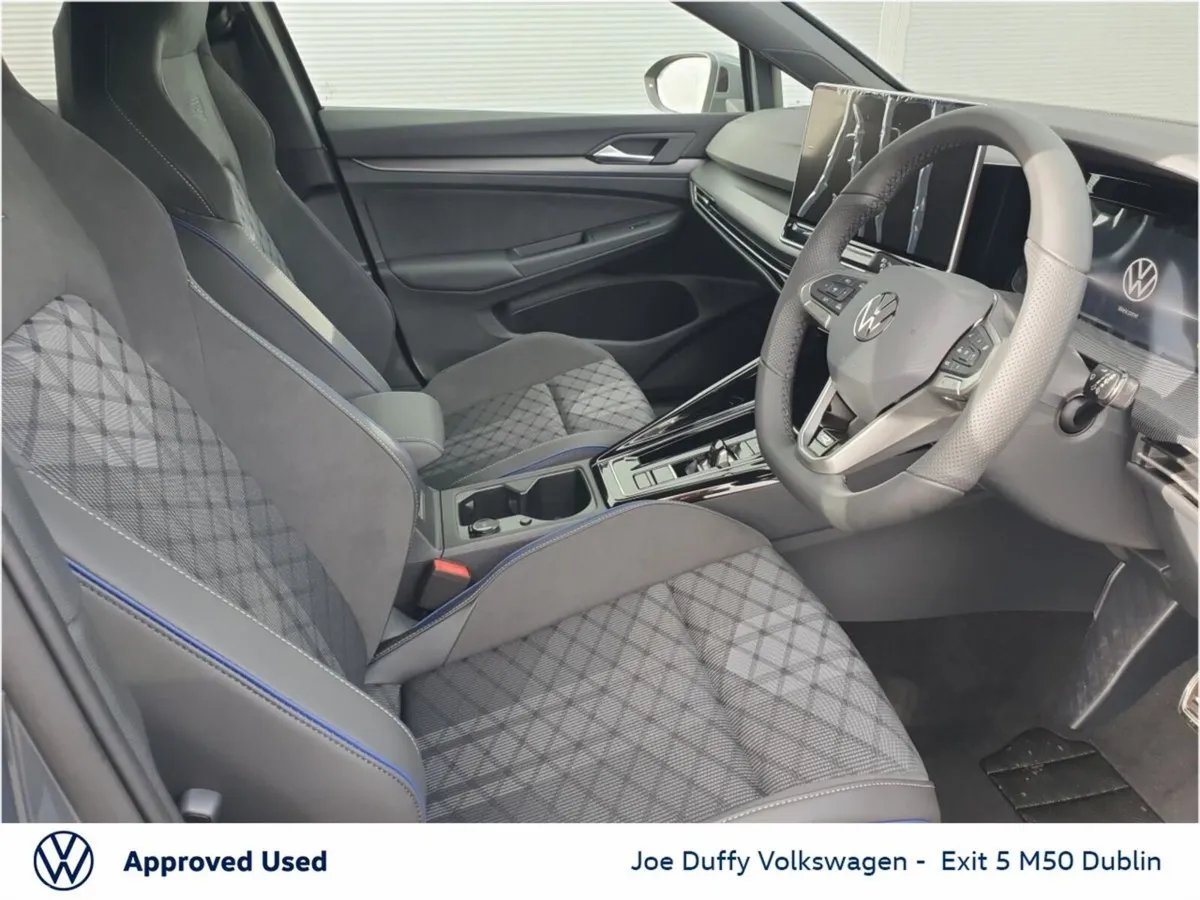 Volkswagen Golf Estate, Petrol, 2026, Grey