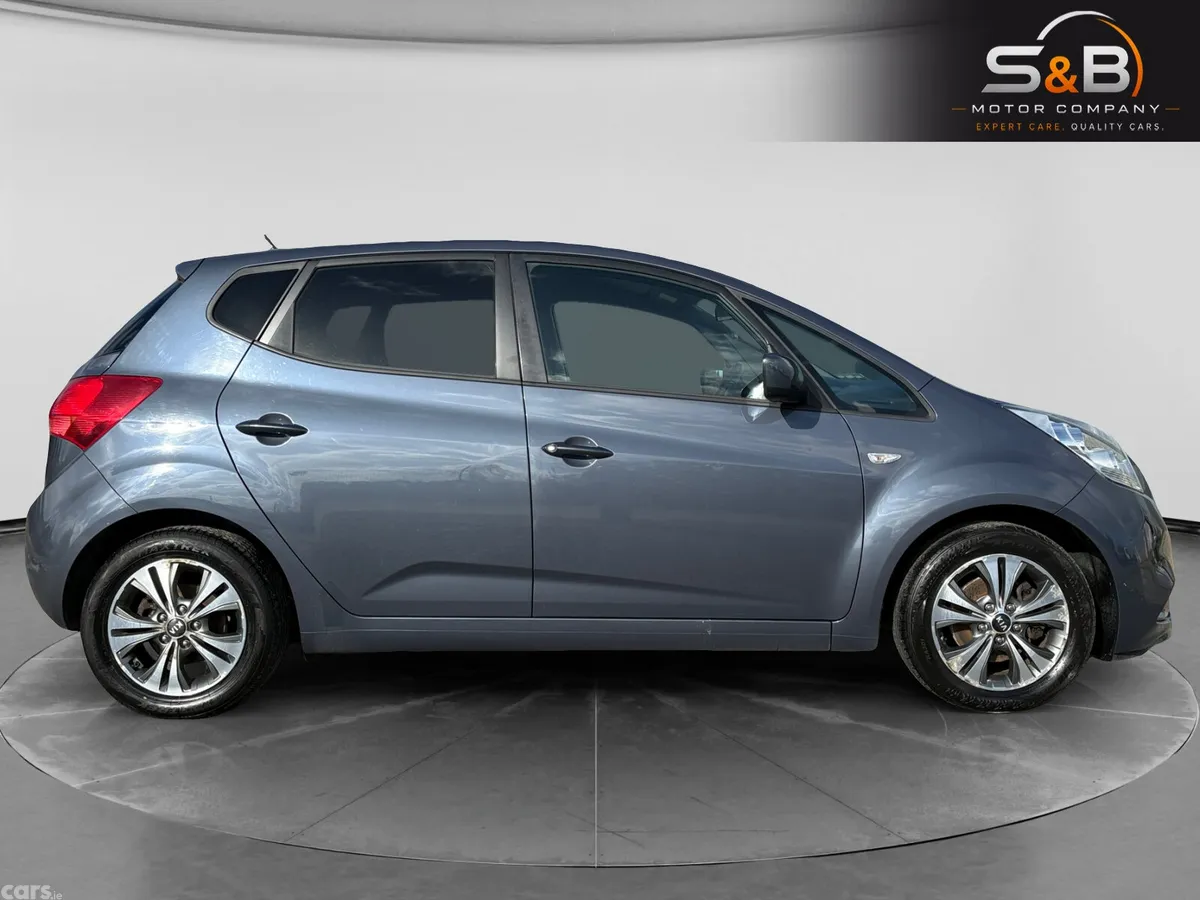 Kia Venga MPV, Diesel, 2018, Blue