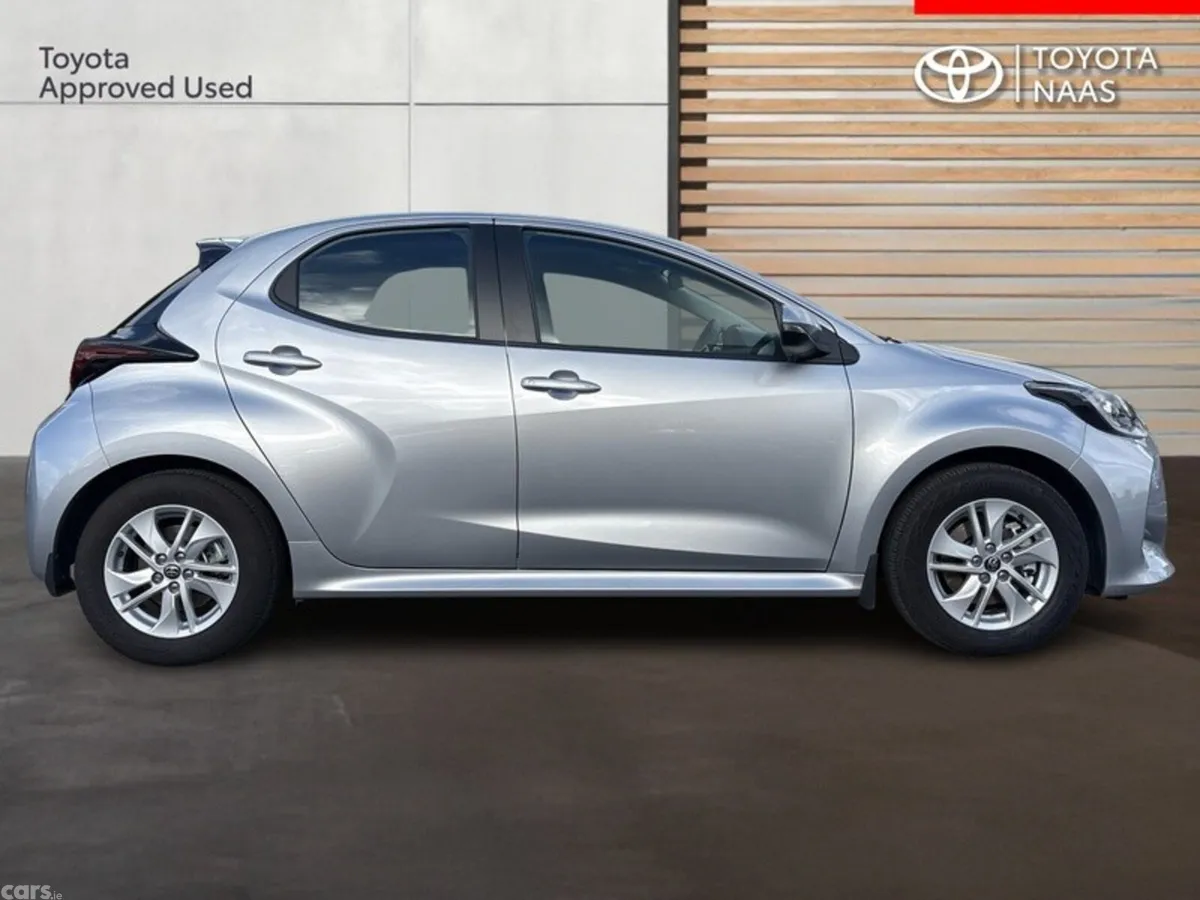 Toyota Yaris Hatchback, Petrol Hybrid, 2026, Grey