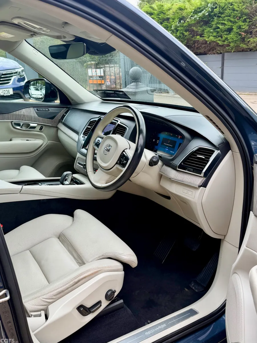 Volvo XC90 SUV, Petrol Plug-in Hybrid, 2022, Blue