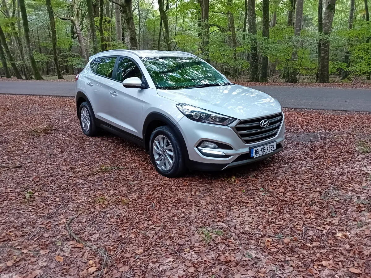 Hyundai Tucson SUV, Diesel, 2016, Silver