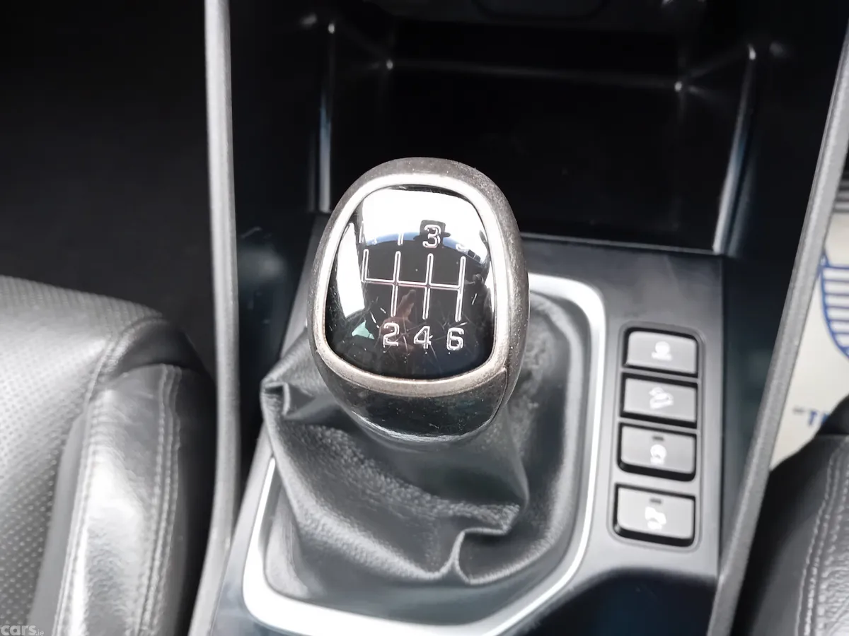 Hyundai Tucson SUV, Diesel, 2016, Silver
