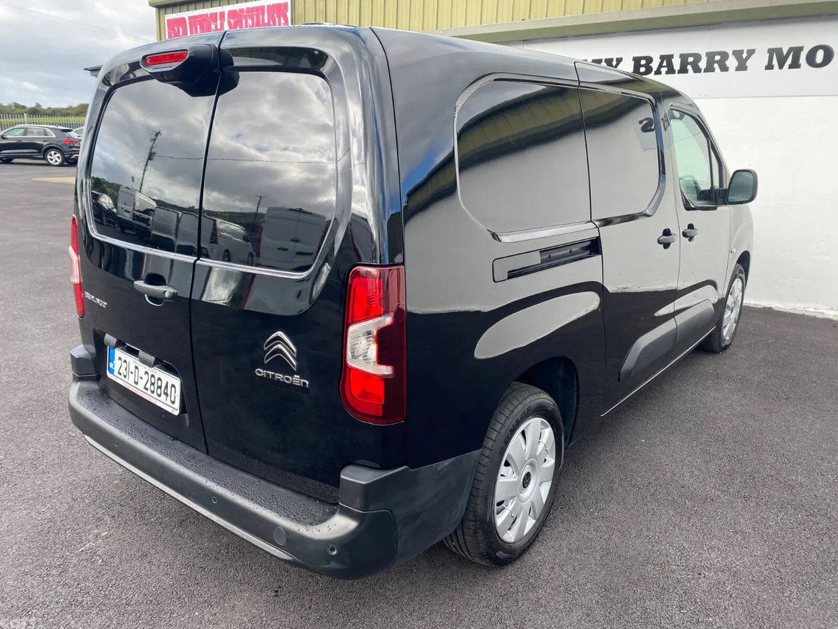 Citroen Berlingo MPV, Diesel, 2023, Black
