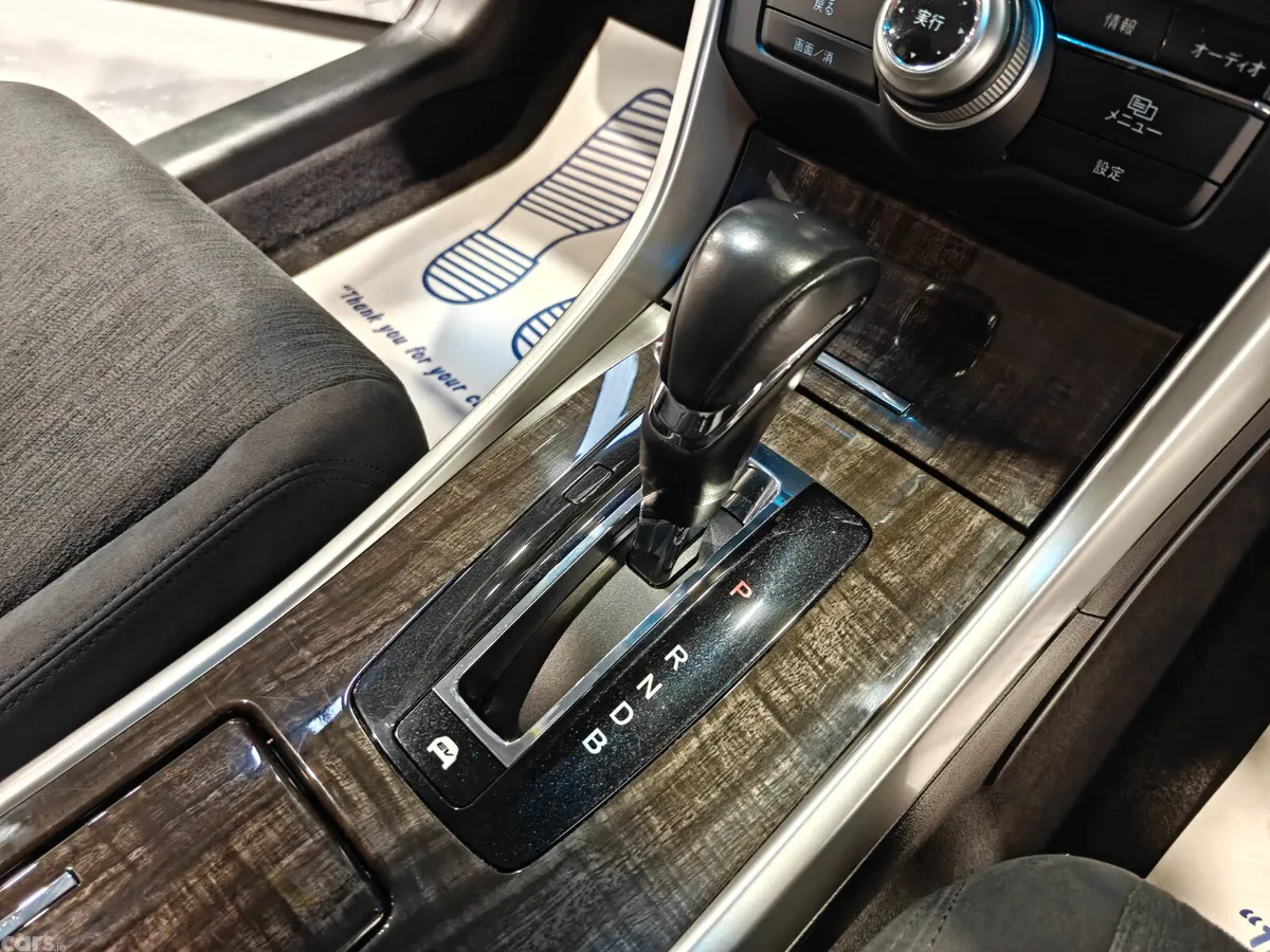 Honda Accord Saloon, Petrol Hybrid, 2013, Silver