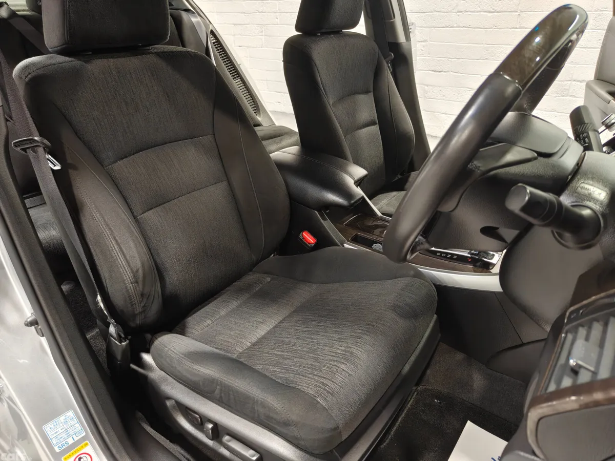 Honda Accord Saloon, Petrol Hybrid, 2013, Silver