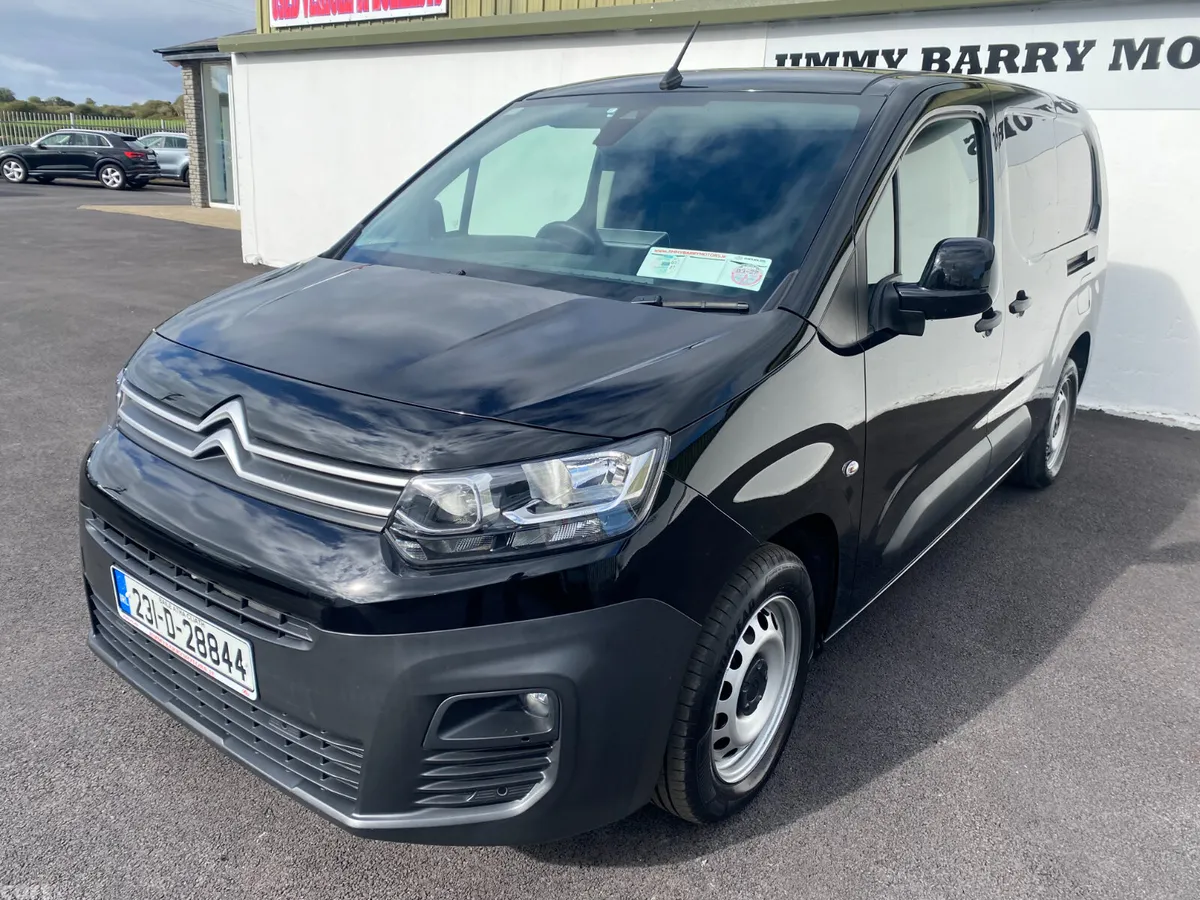 Citroen Berlingo MPV, Diesel, 2023, Black