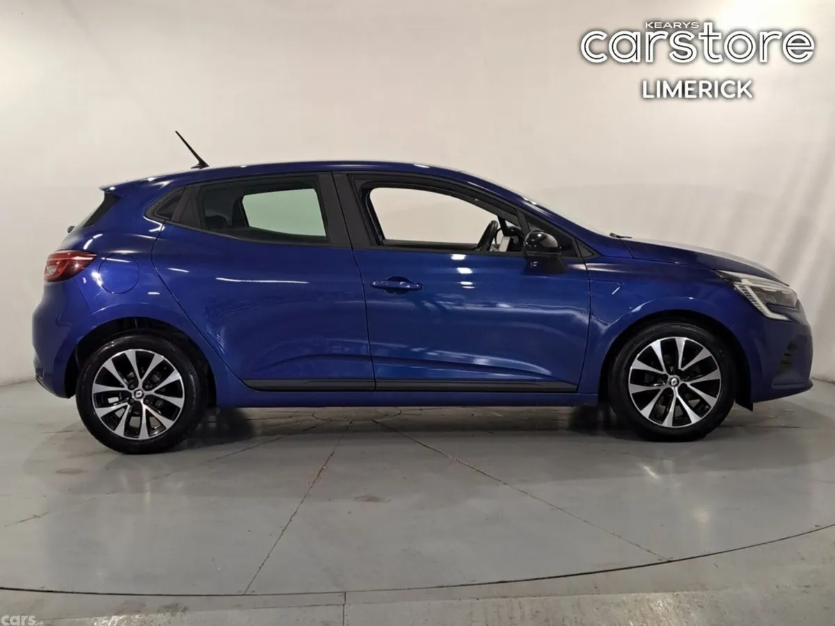 Renault Clio Hatchback, Petrol, 2023, Blue
