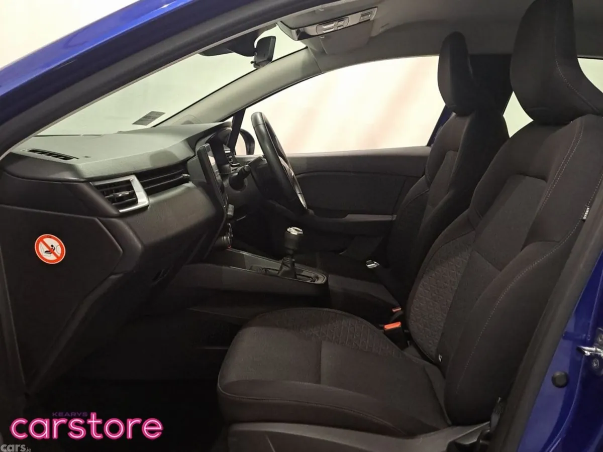 Renault Clio Hatchback, Petrol, 2023, Blue