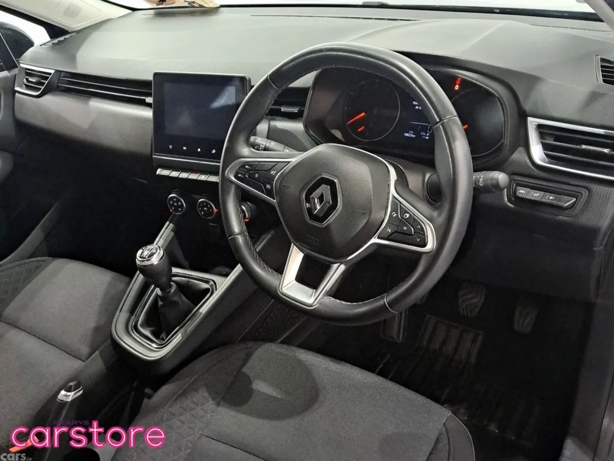 Renault Clio Hatchback, Petrol, 2023, Blue
