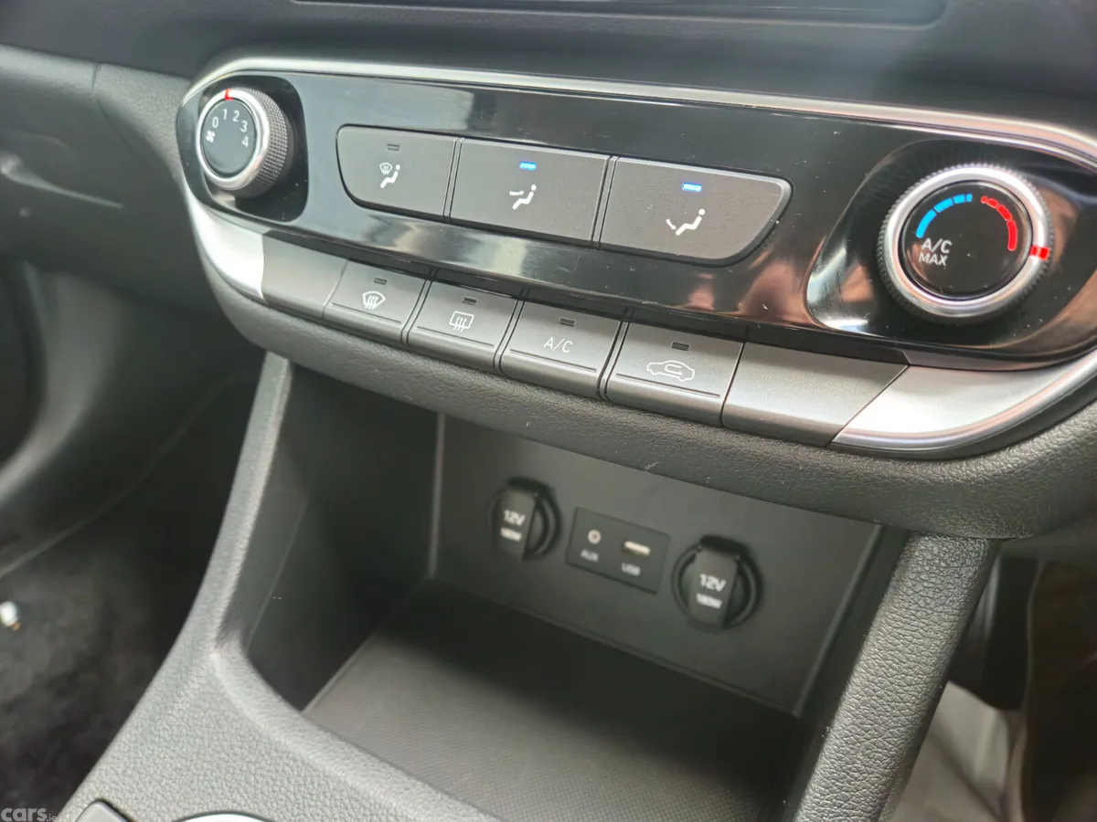 Hyundai i30 Hatchback, Petrol, 2017, Blue