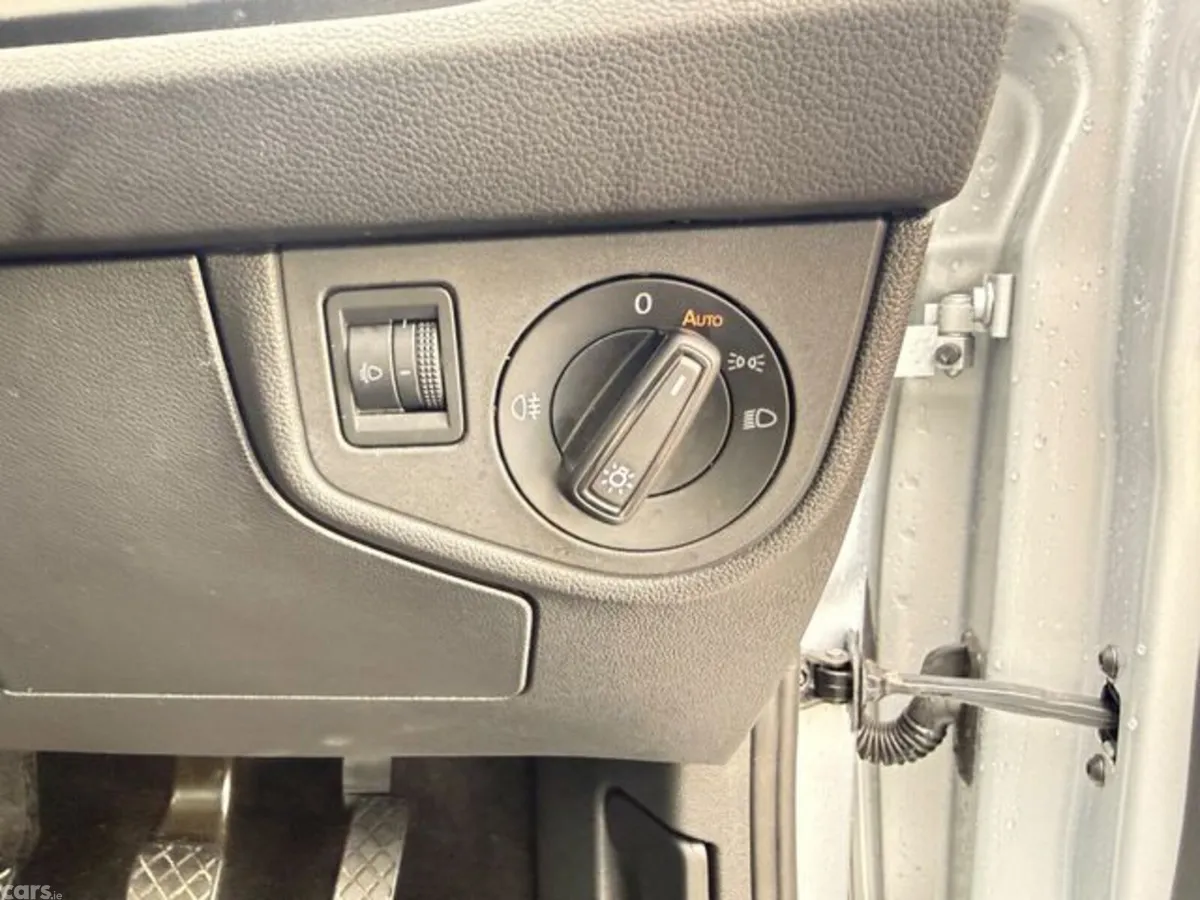Volkswagen Polo Hatchback, Petrol, 2025, Grey