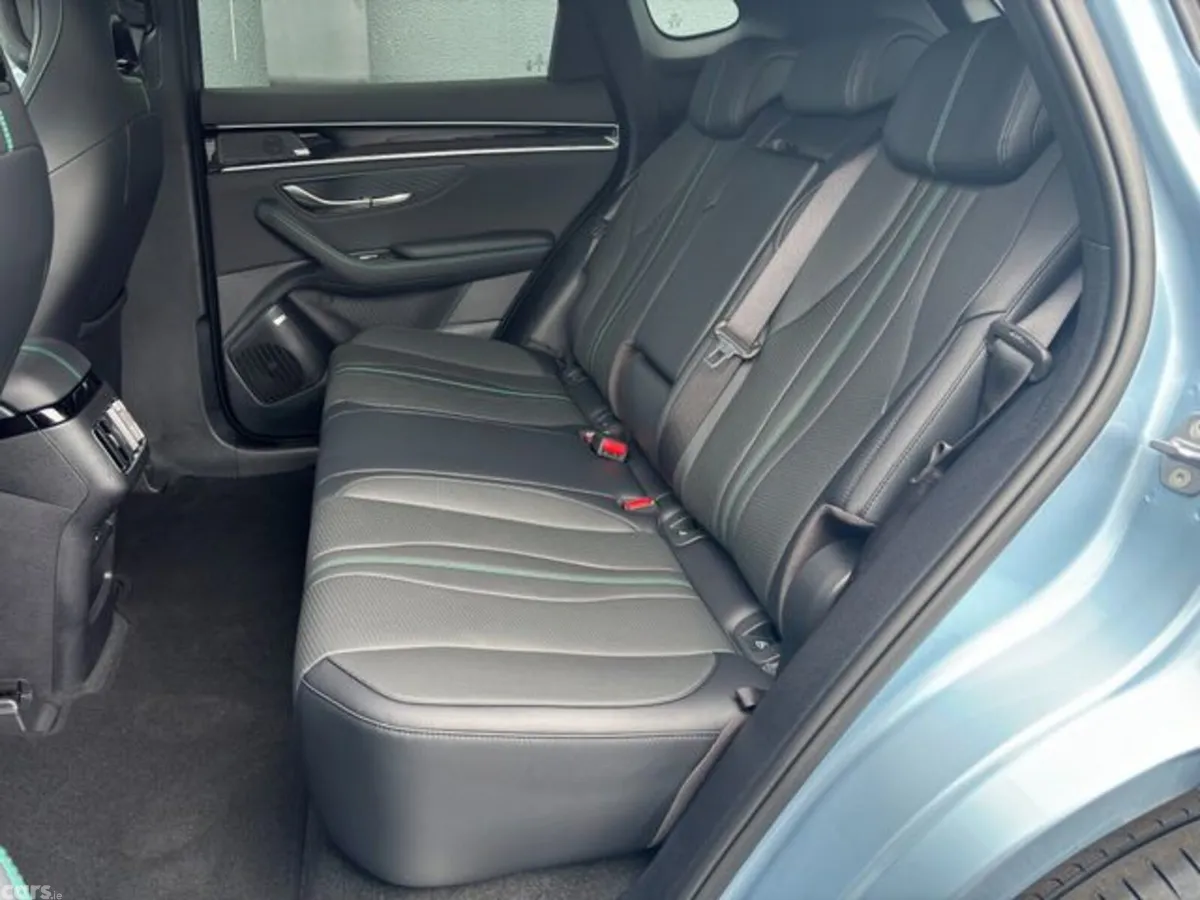 BYD SEAL U SUV, Petrol Plug-in Hybrid, 2026, Blue