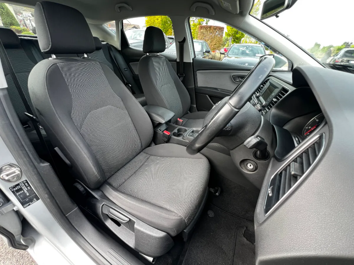 SEAT Leon Hatchback, Diesel, 2017, Grey