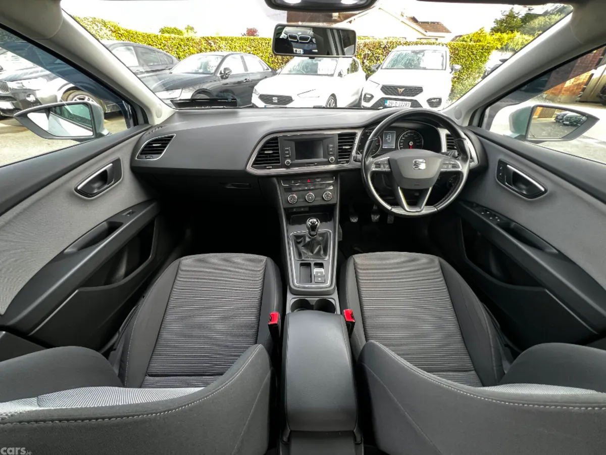 SEAT Leon Hatchback, Diesel, 2017, Grey