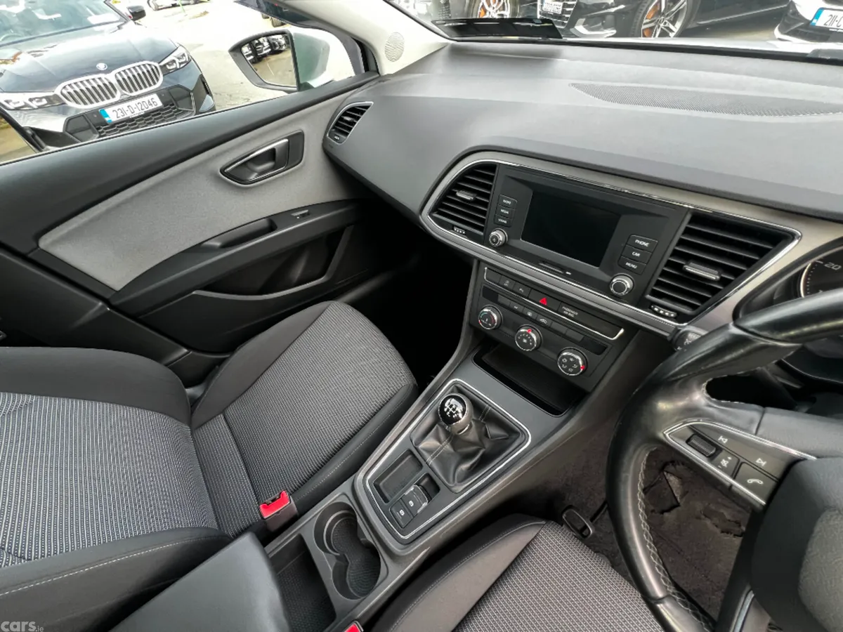 SEAT Leon Hatchback, Diesel, 2017, Grey