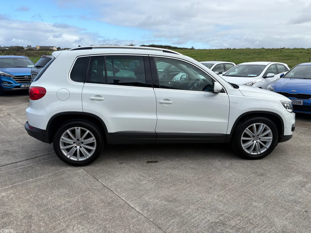 Volkswagen Tiguan SUV, Diesel, 2016, White