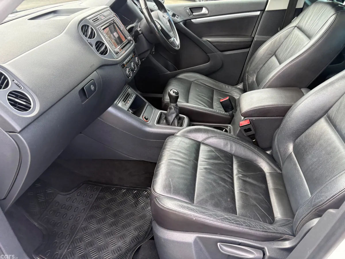 Volkswagen Tiguan SUV, Diesel, 2016, White