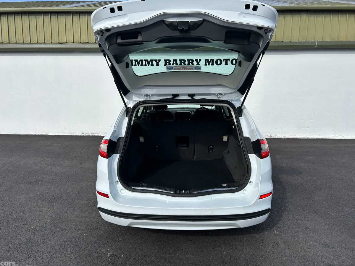 Ford Mondeo Estate, Diesel, 2016, White