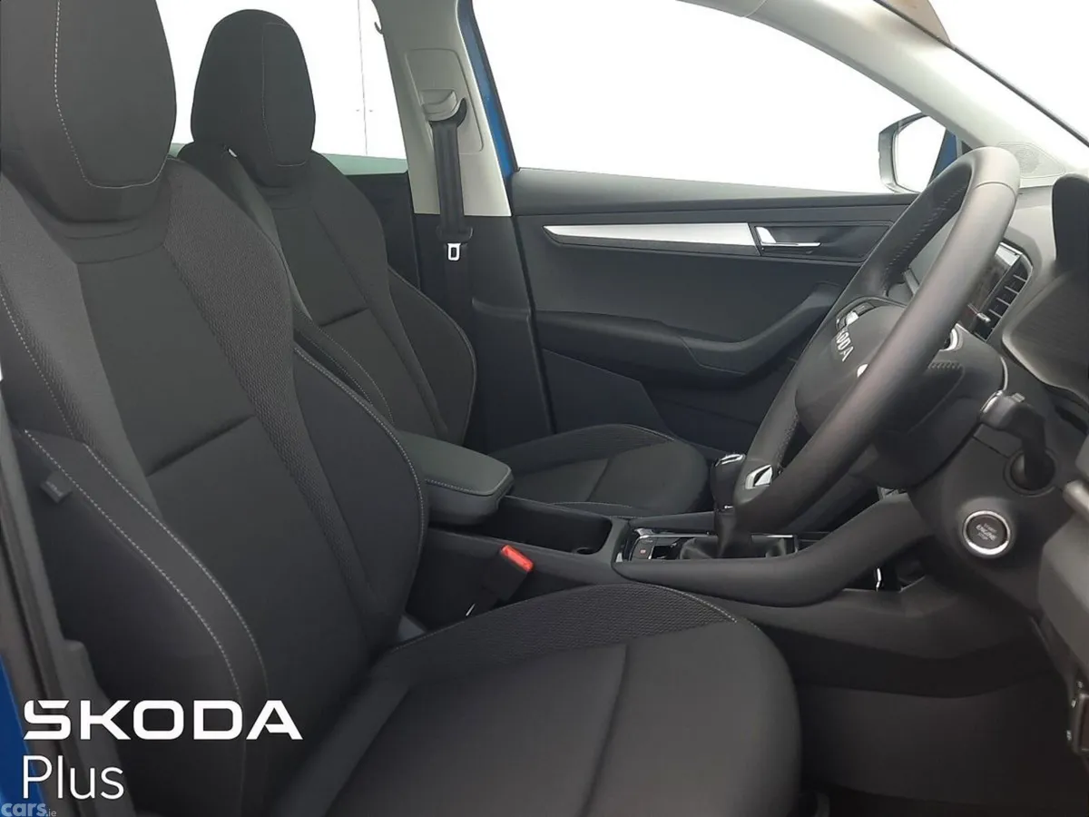 Skoda Karoq SUV, Diesel, 2025, Blue