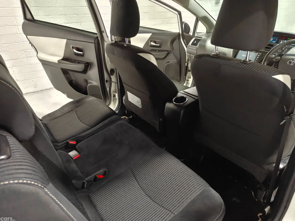 Toyota Prius Estate, Petrol Hybrid, 2019, White