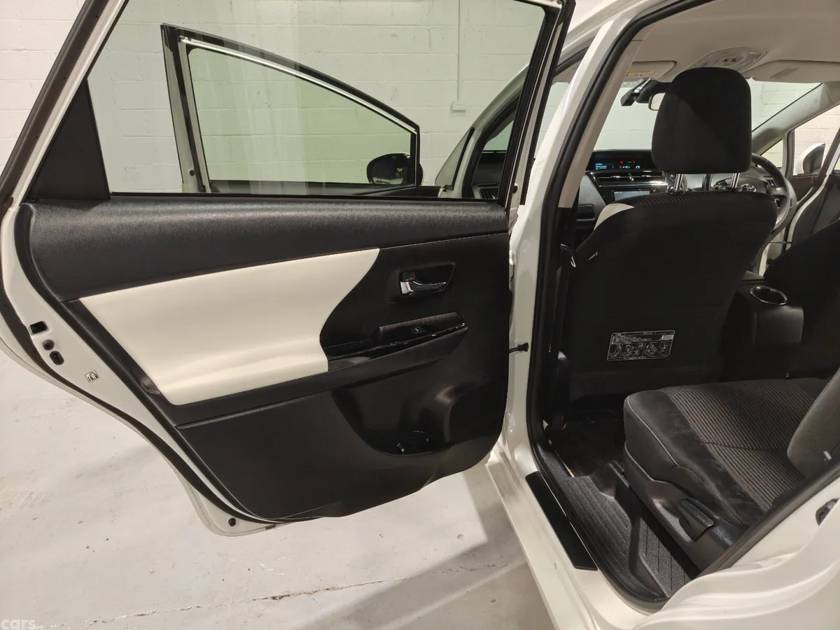 Toyota Prius Estate, Petrol Hybrid, 2019, White
