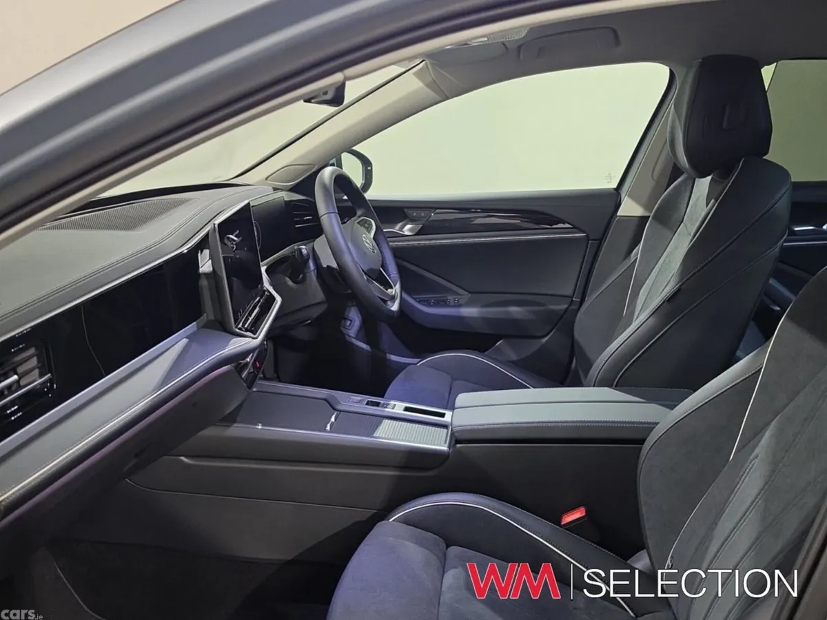 Volkswagen Passat Estate, Diesel, 2026, Grey
