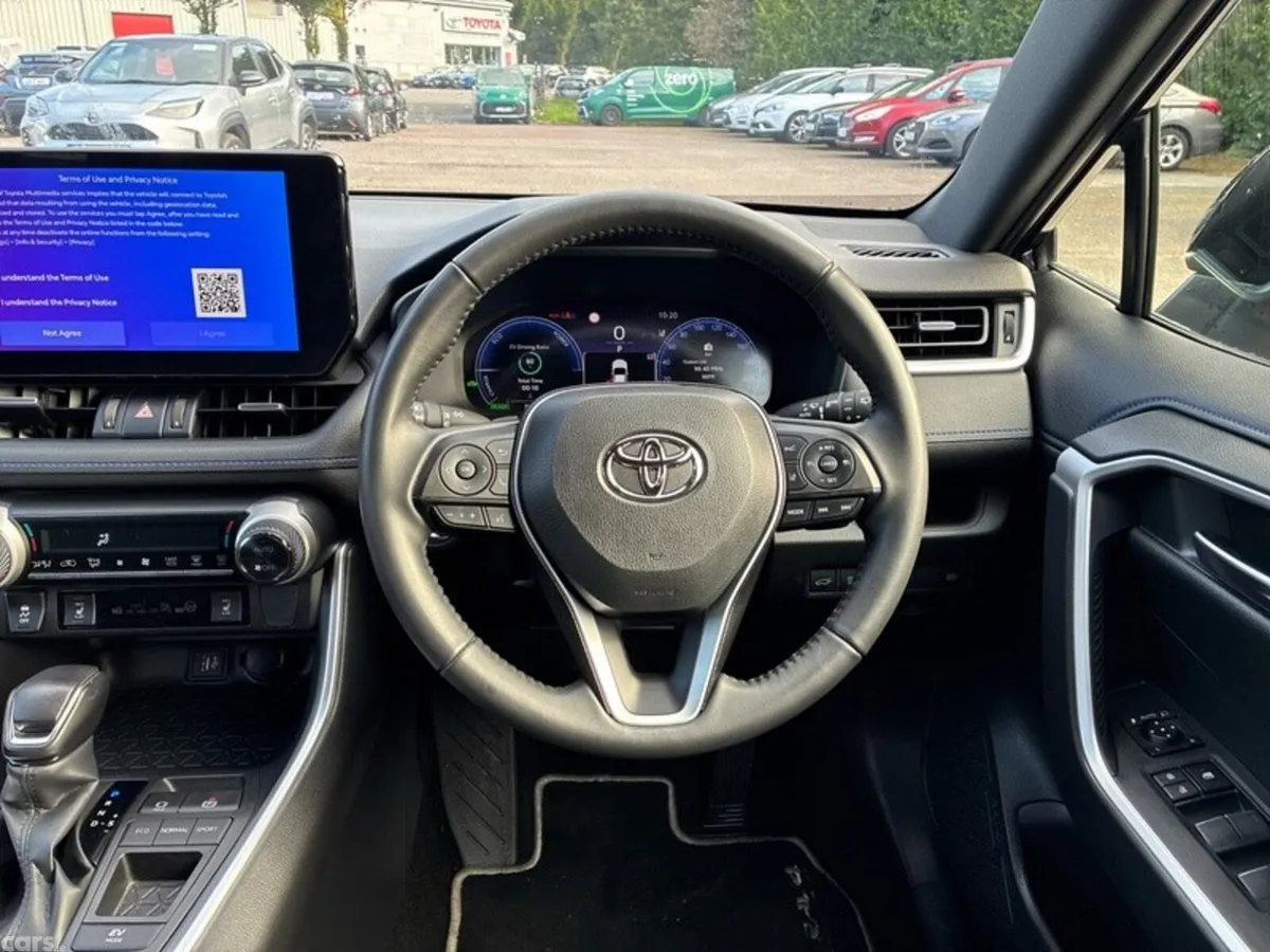 Toyota RAV4 SUV, Petrol Hybrid, 2023, Blue