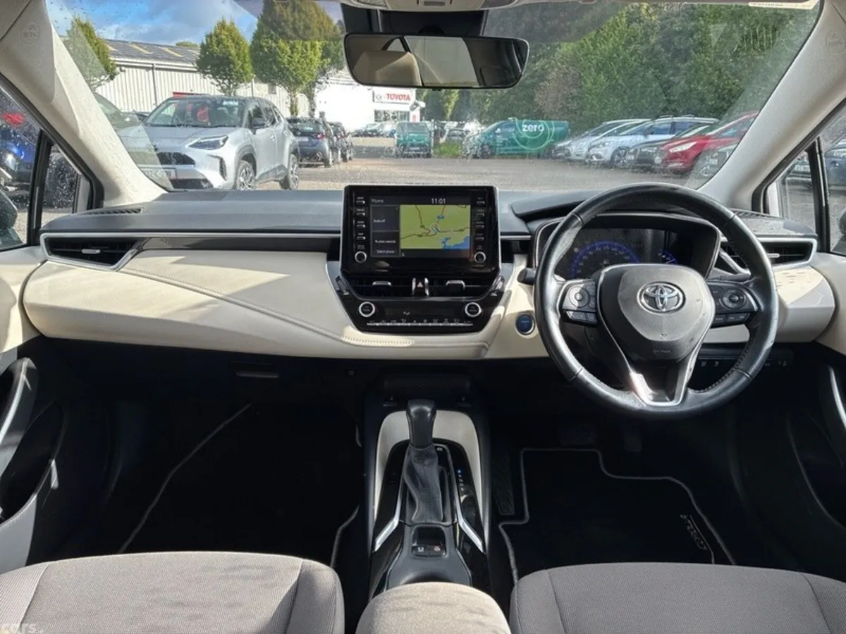 Toyota Corolla Saloon, Petrol Hybrid, 2022, Grey