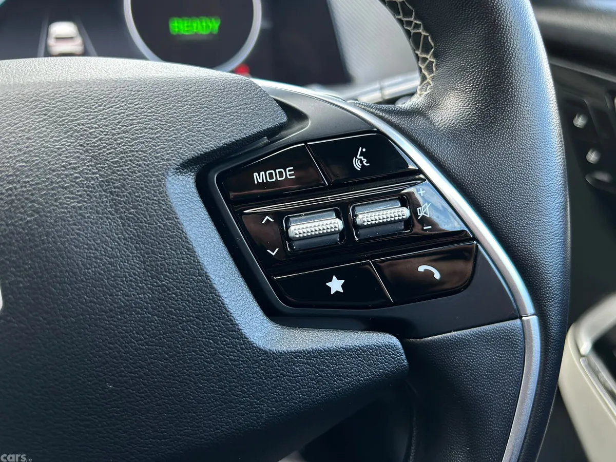Kia EV6 Hatchback, Electric, 2023, Blue