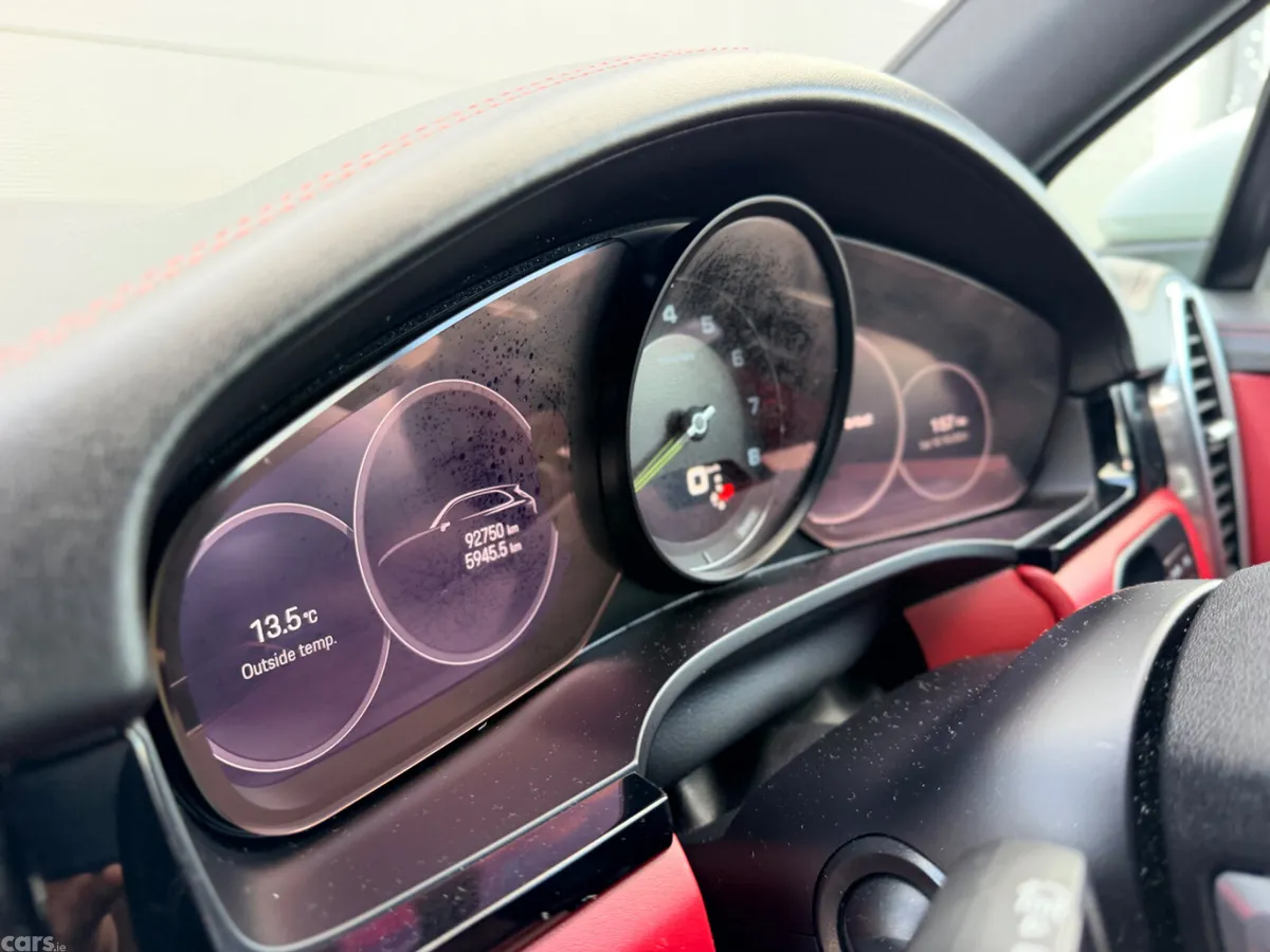 Porsche Cayenne SUV, Petrol Plug-in Hybrid, 2022, White