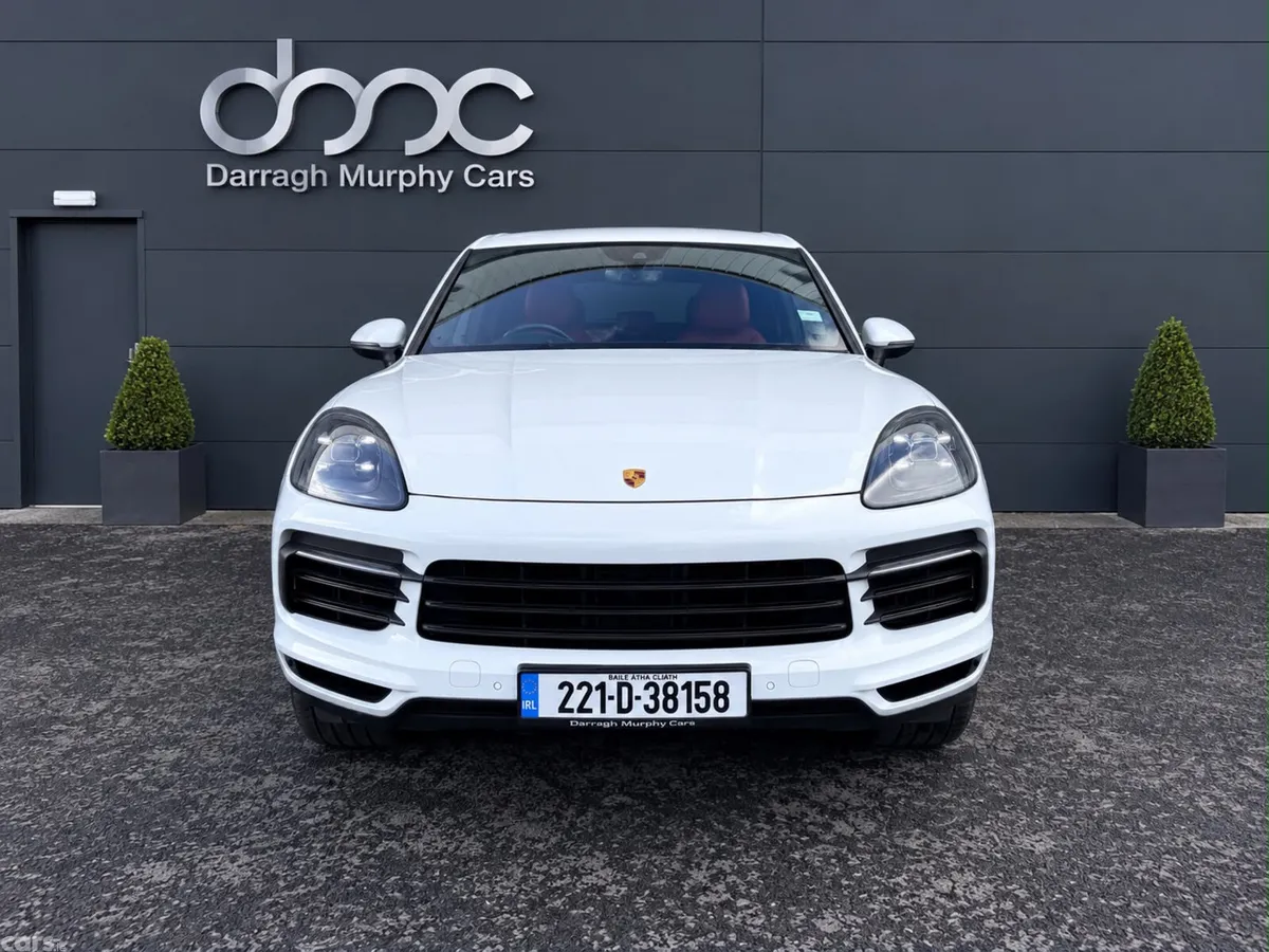 Porsche Cayenne SUV, Petrol Plug-in Hybrid, 2022, White