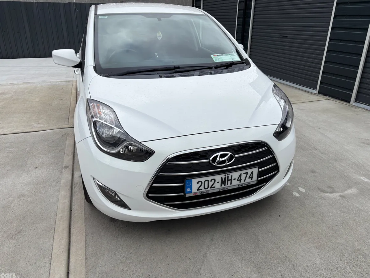 Hyundai ix20 MPV, Petrol, 2020, White