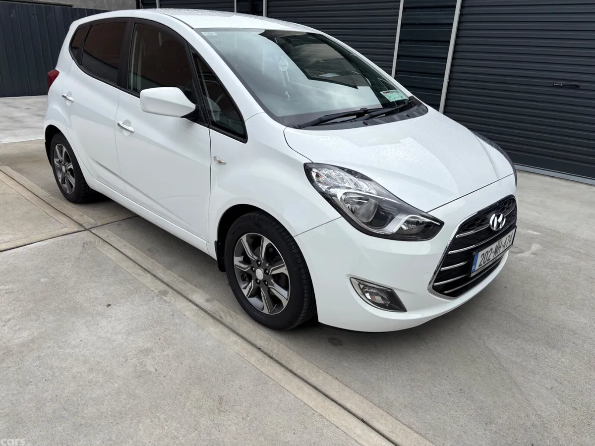 Hyundai ix20 MPV, Petrol, 2020, White