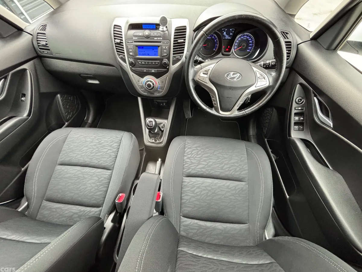 Hyundai ix20 MPV, Petrol, 2020, White