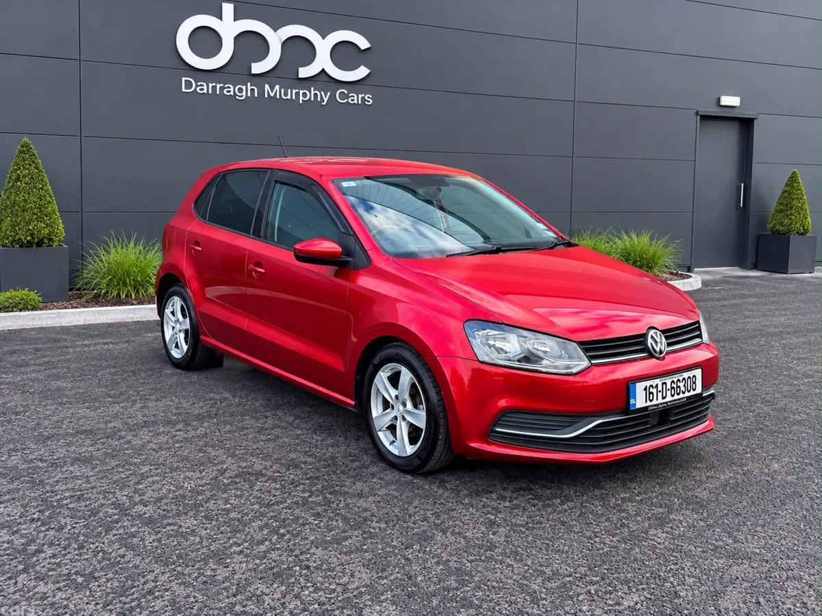Volkswagen Polo Hatchback, Petrol, 2016, Red