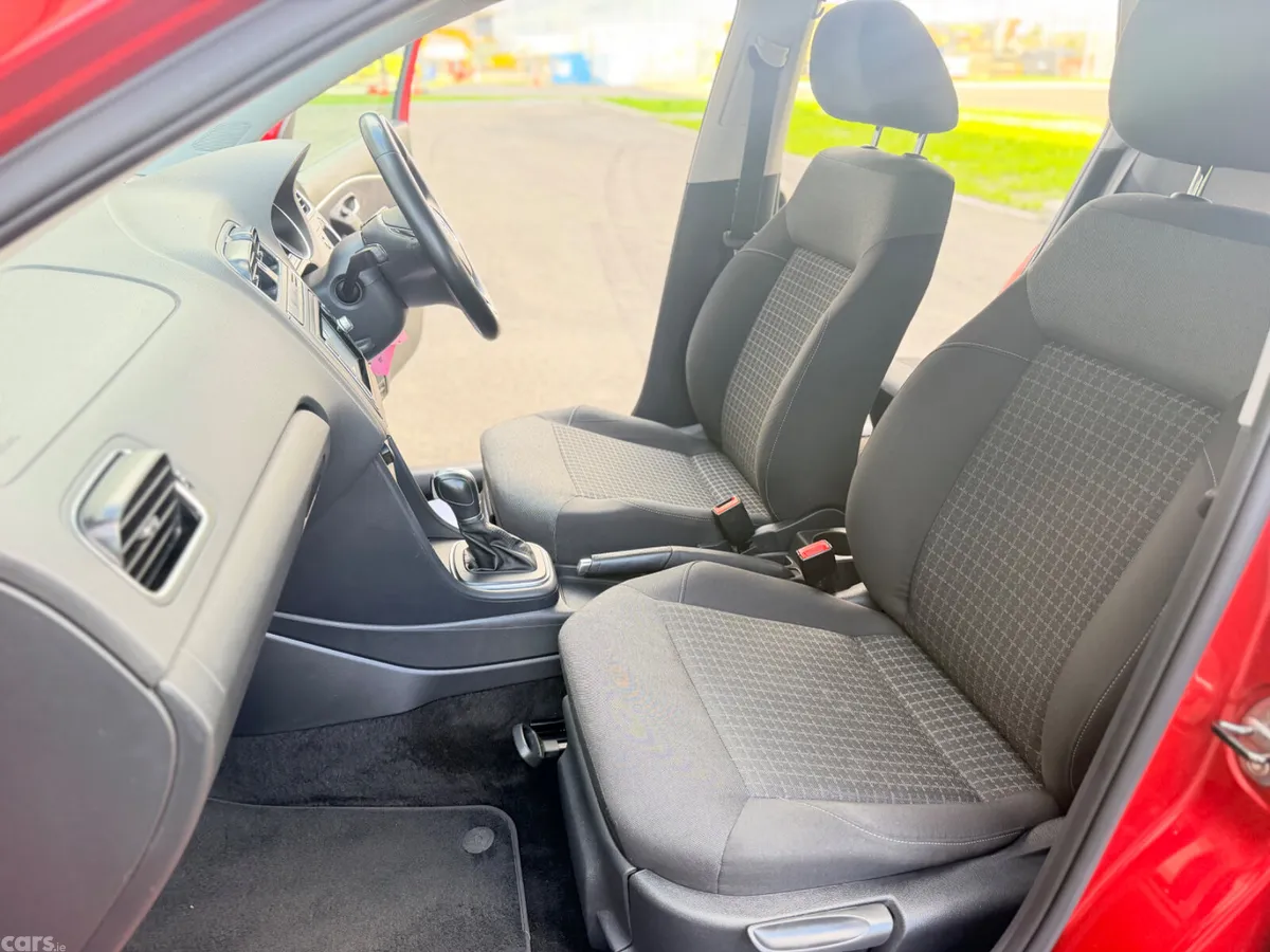 Volkswagen Polo Hatchback, Petrol, 2016, Red