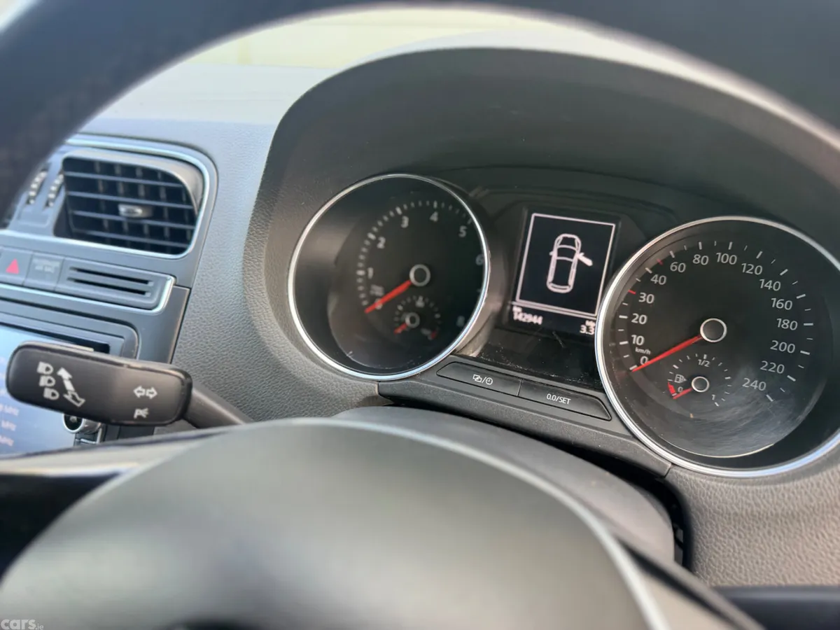 Volkswagen Polo Hatchback, Petrol, 2016, Red