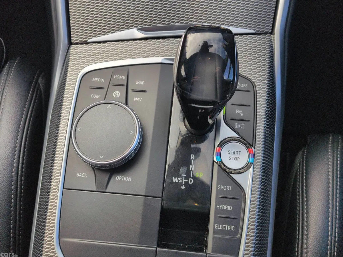 BMW 3-Series Saloon, Petrol Plug-in Hybrid, 2019, Grey