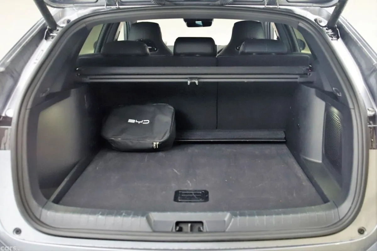 BYD SEAL U SUV, Petrol Plug-in Hybrid, 2026, Grey