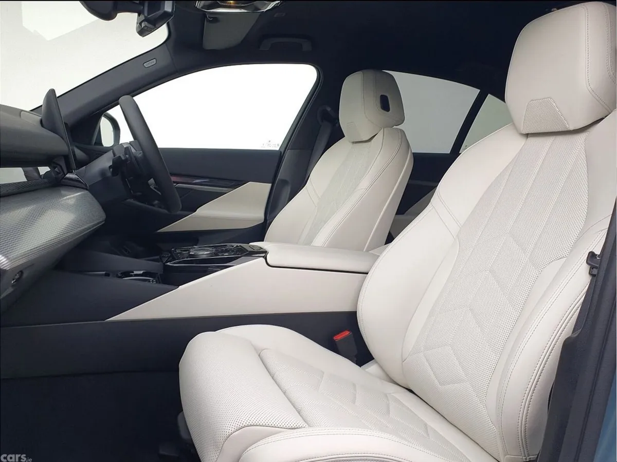BMW 5-Series Saloon, Petrol Hybrid, 2027, Green
