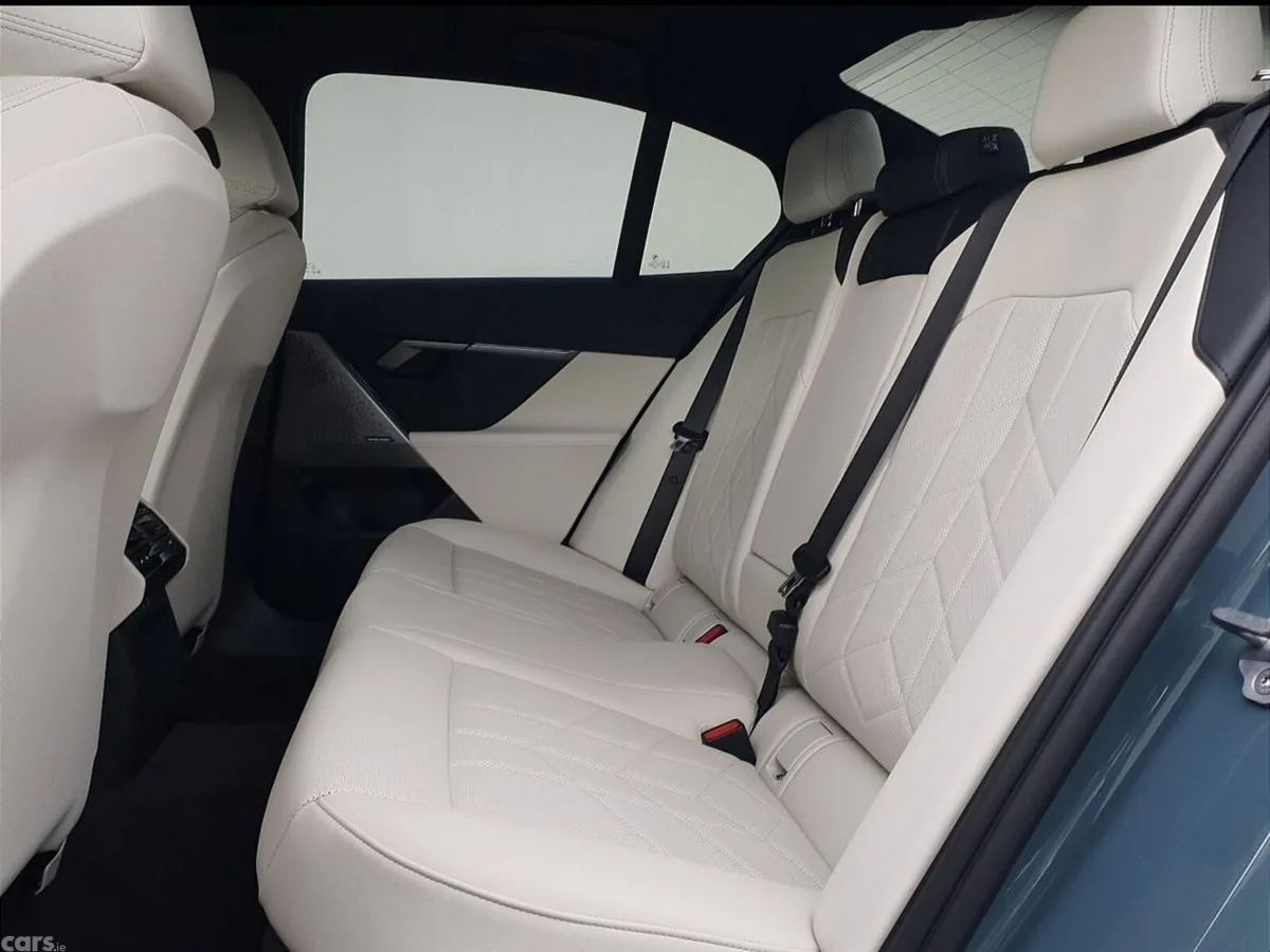 BMW 5-Series Saloon, Petrol Hybrid, 2027, Green