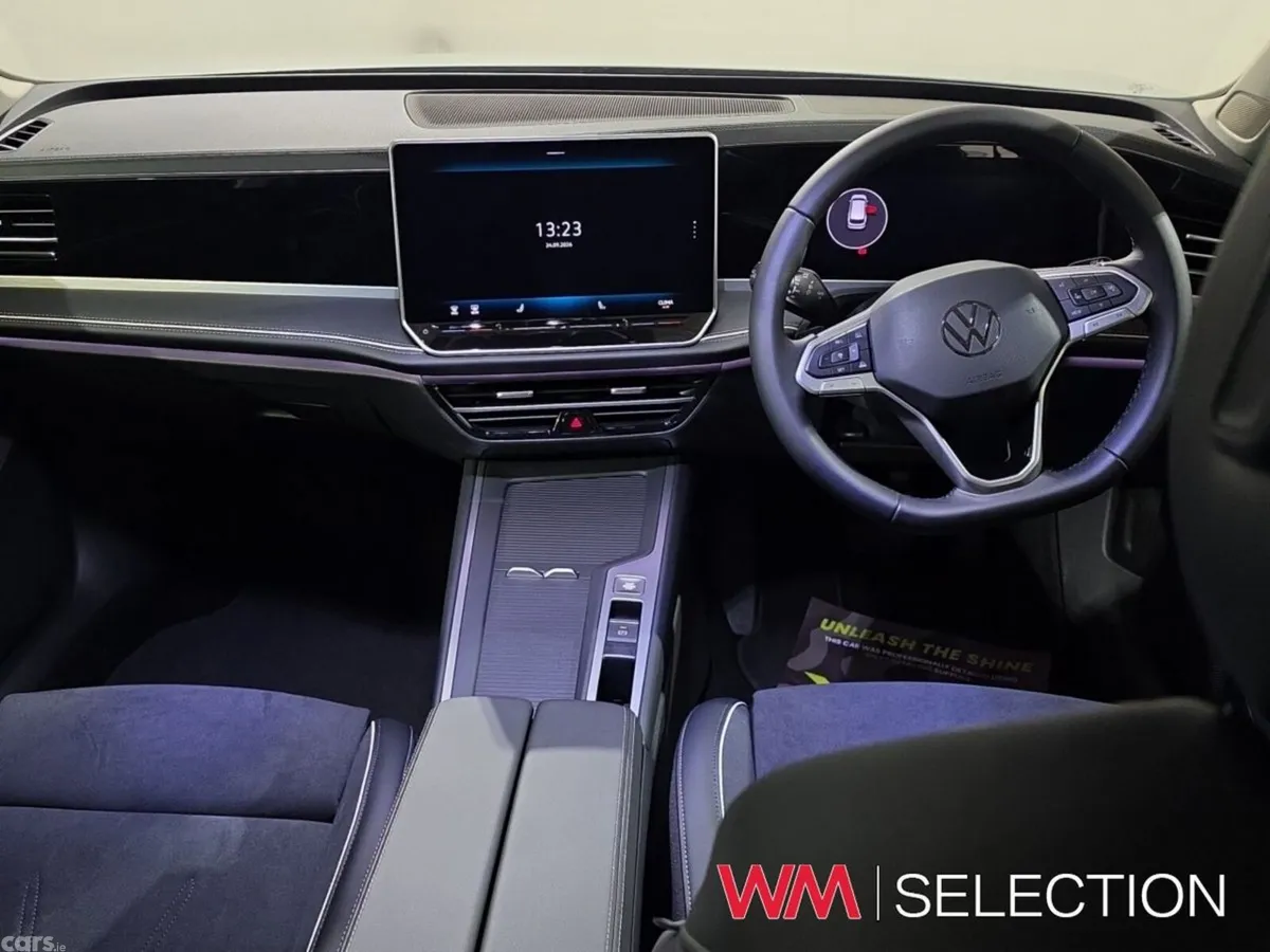 Volkswagen Passat Estate, Diesel, 2026, Grey