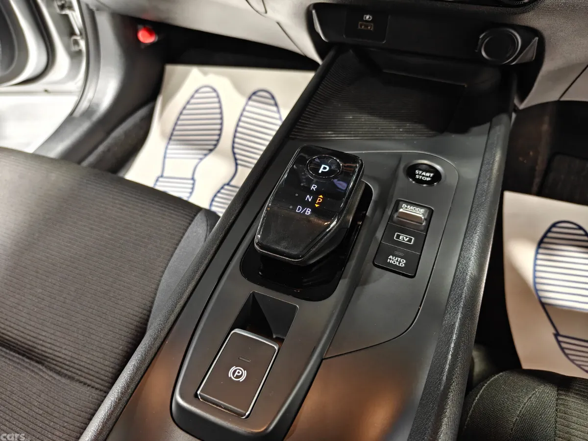 Nissan Note Hatchback, Petrol Hybrid, 2021, Silver