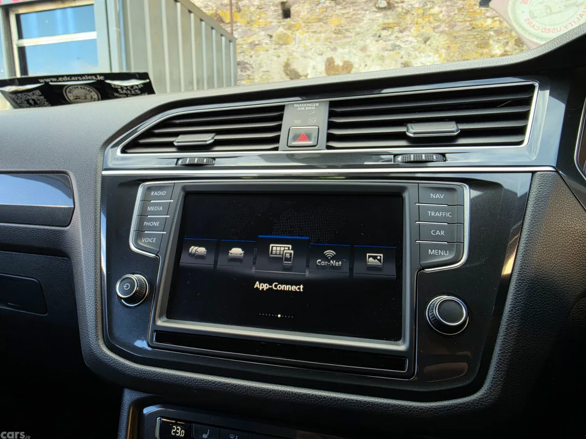 Volkswagen Tiguan SUV, Diesel, 2016, White