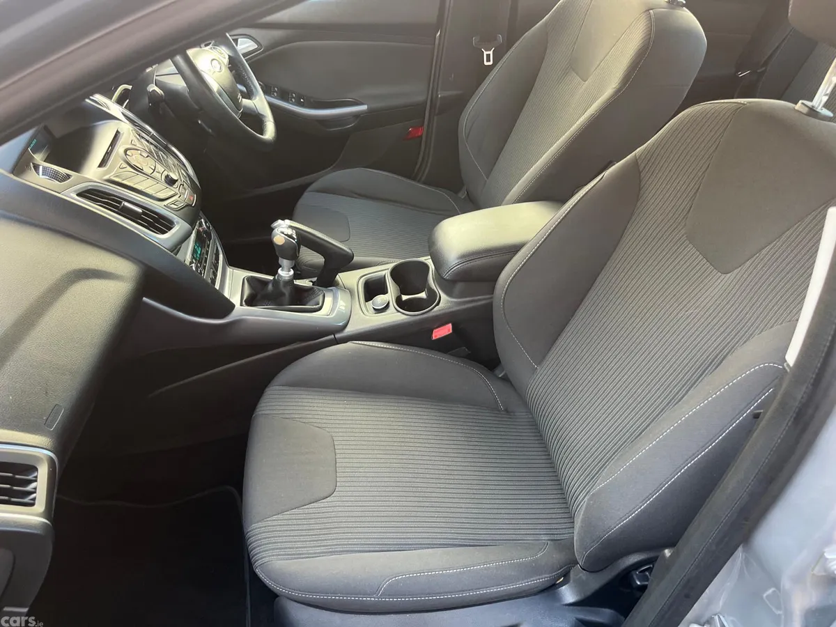 Ford Focus Saloon, Diesel, 2014, Silver