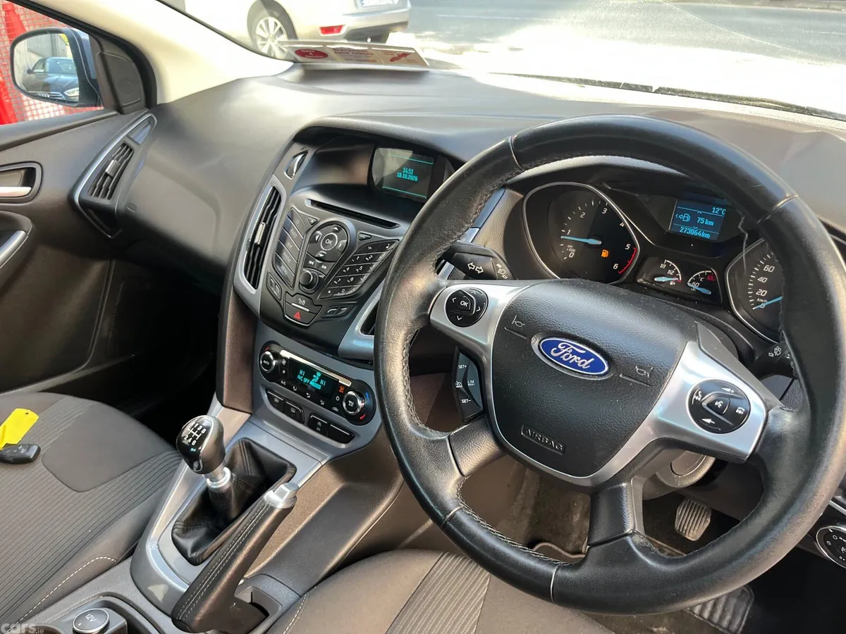Ford Focus Saloon, Diesel, 2014, Silver